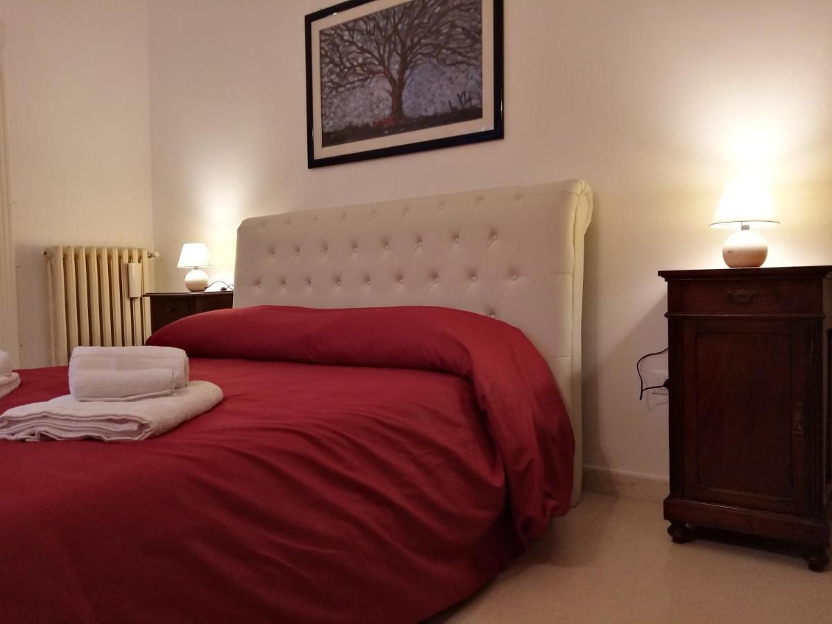 Dimora Storica Le Perle Bed & Breakfast เลชเช ภายนอก รูปภาพ